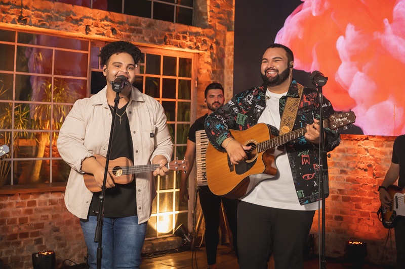Imagem JPG, Vitor e João Pedro inovam no sertanejo com o lançamento de 