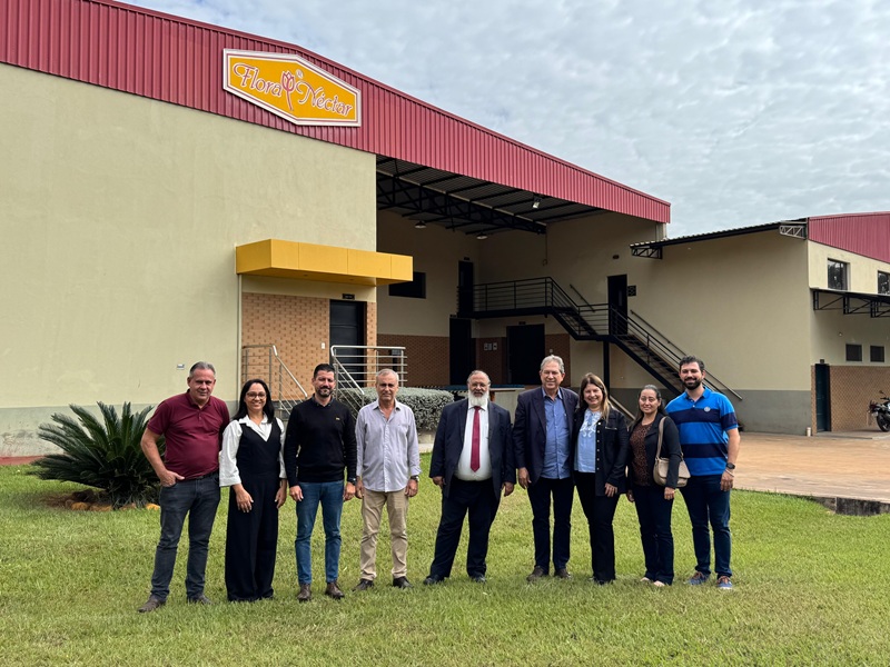 Imagem JPG, Prefeito Odair Silva recepciona representante do Governo de Israel para tratativas de cooperação internacional