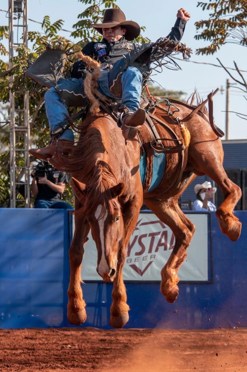 Imagem JPG, Aluno de Medicina Veterinária do UNIFEB disputa modalidade Cutiano na 70ª Festa do Peão de Barretos