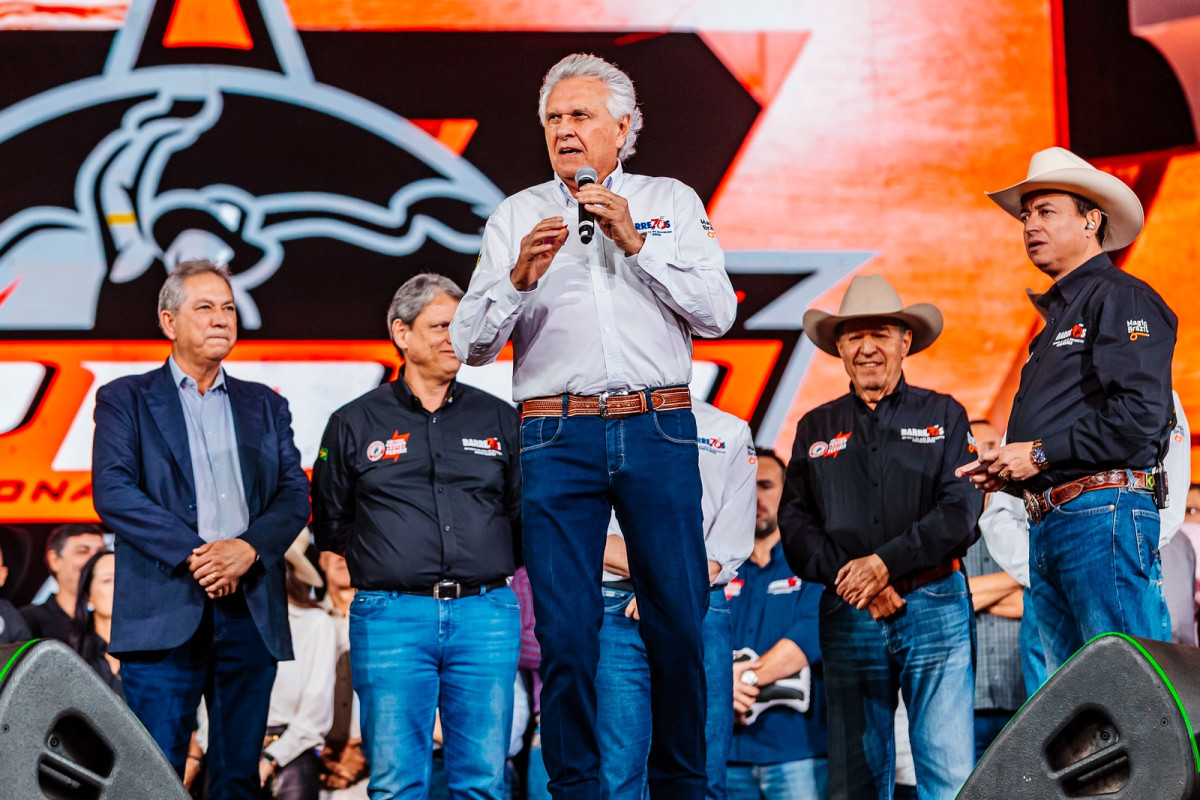 Governador Ronaldo Caiado destaca o potencial das duplas sertanejas do estado de Goiás (Alisson Demetrio)