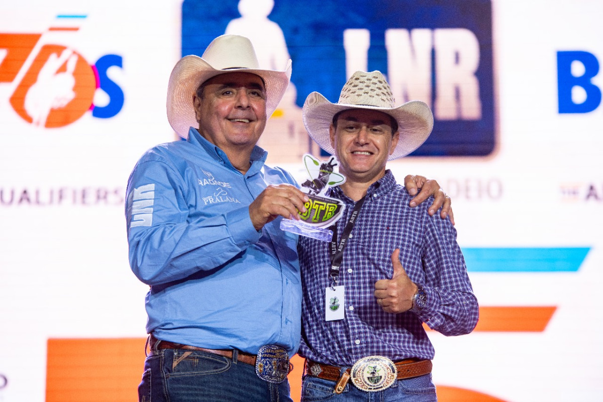 Presidente da LNR, Marcos Abud, é homenageado (André Monteiro)
