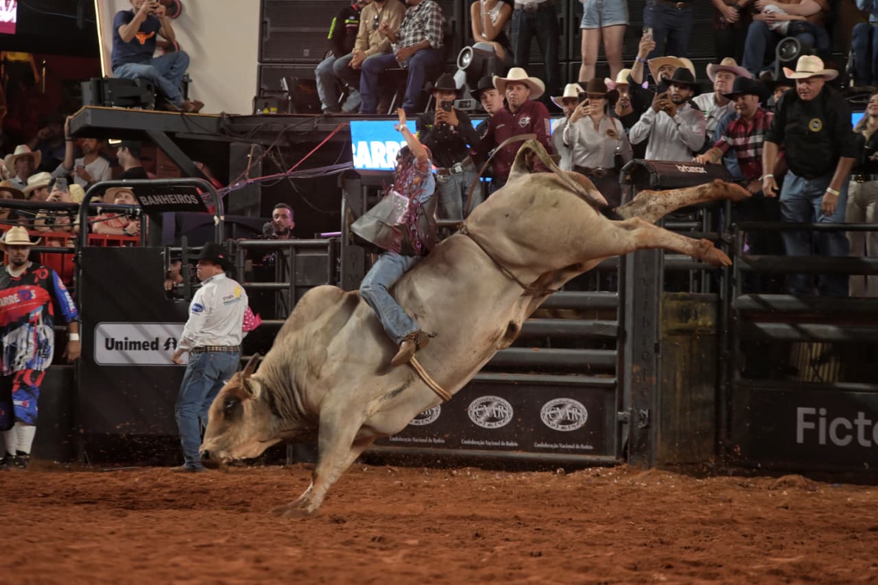 Imagem JPG, Campeão da LNR vence Desafio do Bem na Arena de Barretos